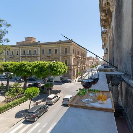 Anime Bed&Breakfast Szirakúza Kültér fotó