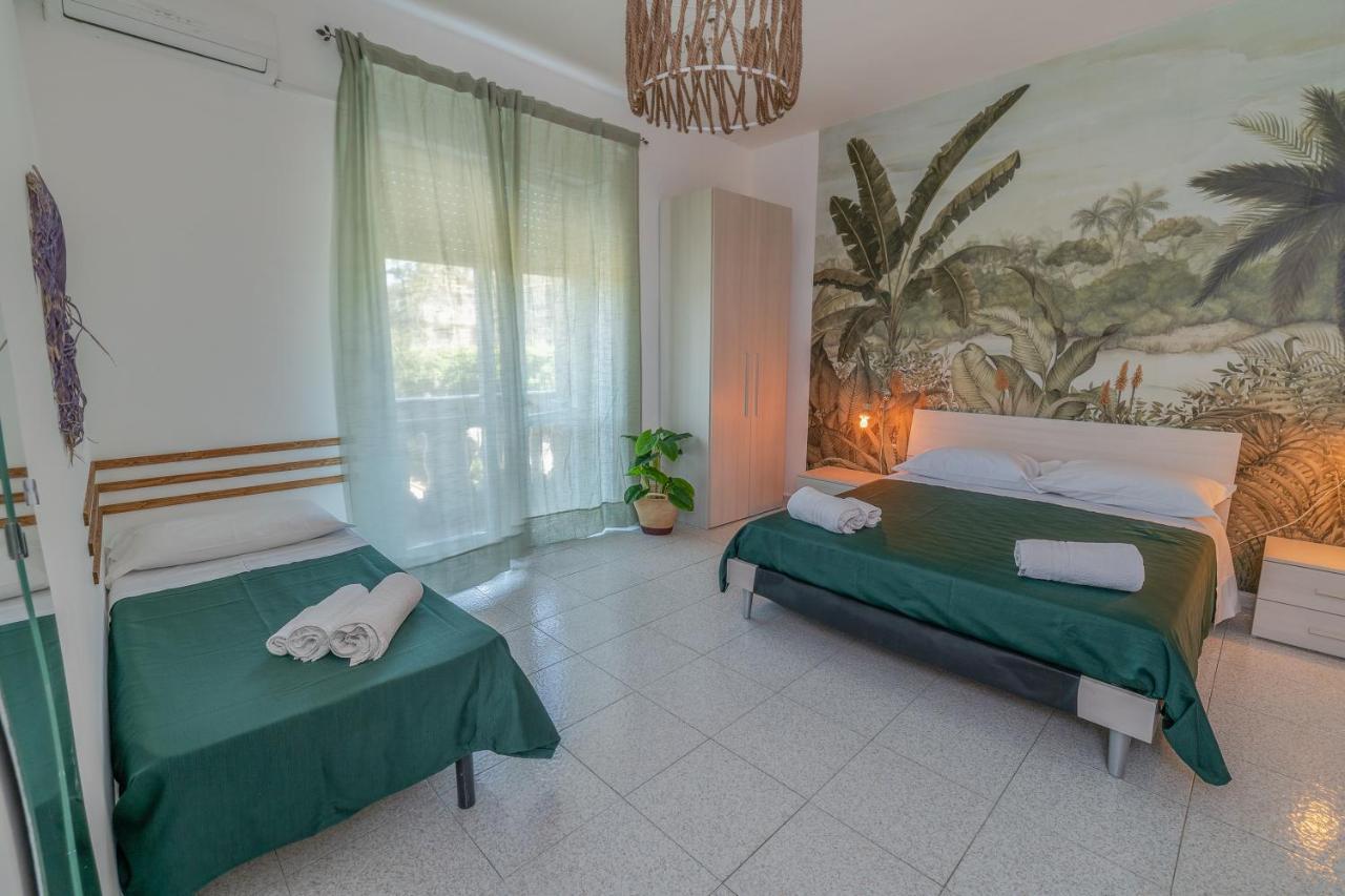 Anime Bed&Breakfast Szirakúza Kültér fotó
